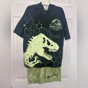 BOYS GLOW IN THE DARK JURASSIC PARK  SHORT SET - Size 8